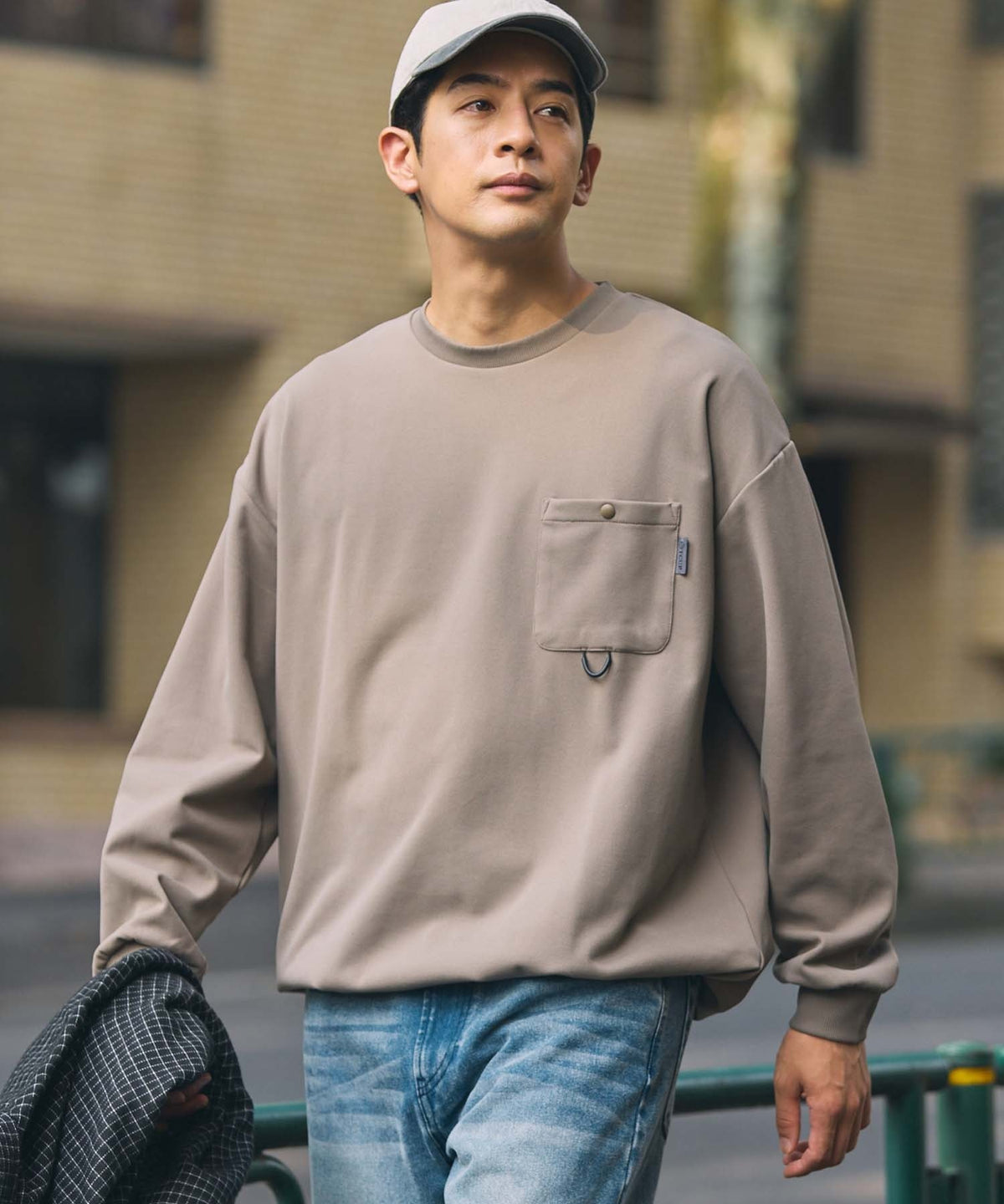 THE CRAFT CREW PRODUCTS / 四向彈性機能 圓領口袋長T恤（抽繩下擺）