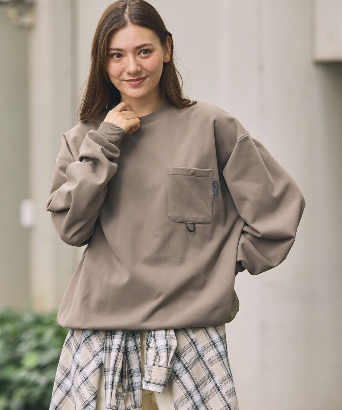 THE CRAFT CREW PRODUCTS / 四向彈性機能 圓領口袋長T恤（抽繩下擺）