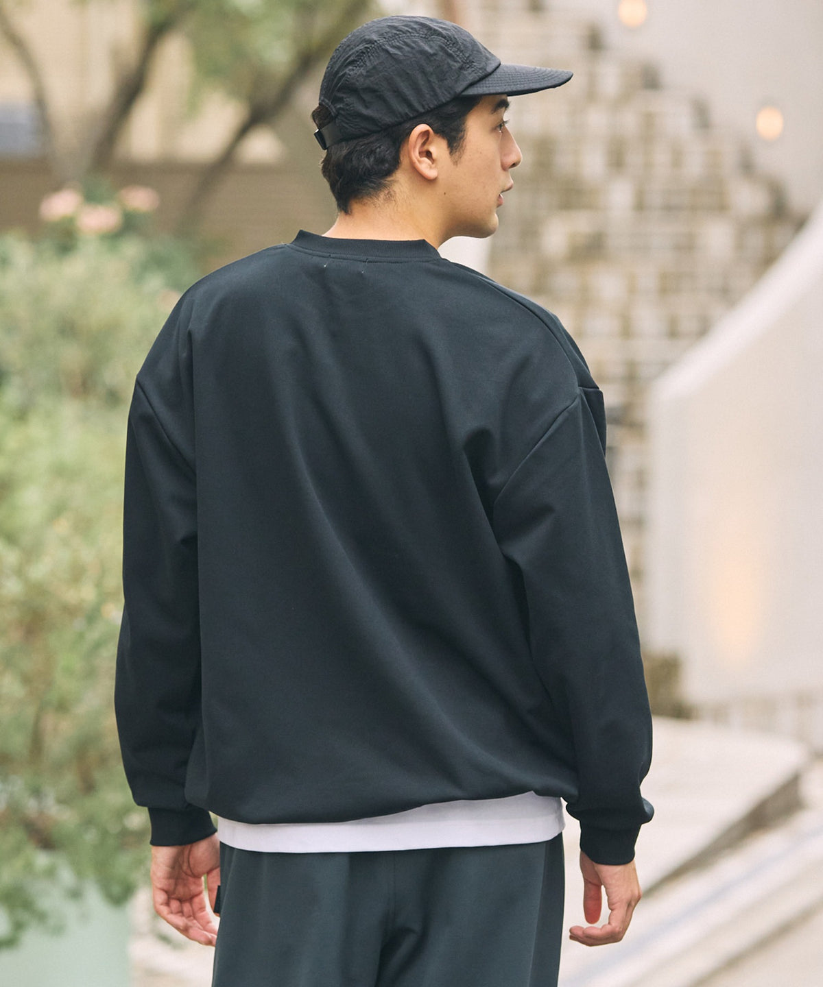 THE CRAFT CREW PRODUCTS / 四向彈性機能 亨利領 口袋長T恤（抽繩下擺）