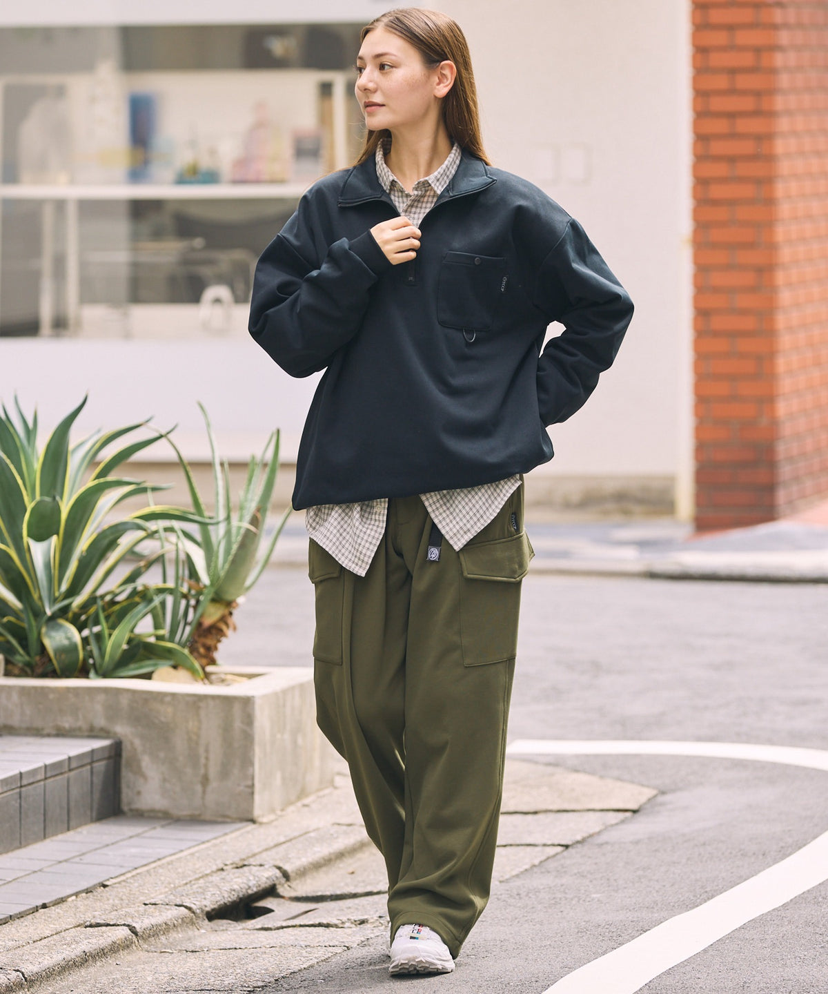 THE CRAFT CREW PRODUCTS / 四向彈性機能 半拉鍊長袖T恤（抽繩下擺）