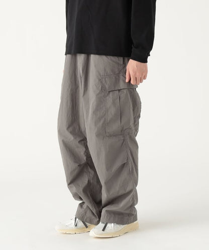 BEAMS / 多口袋機能軍風寬版褲