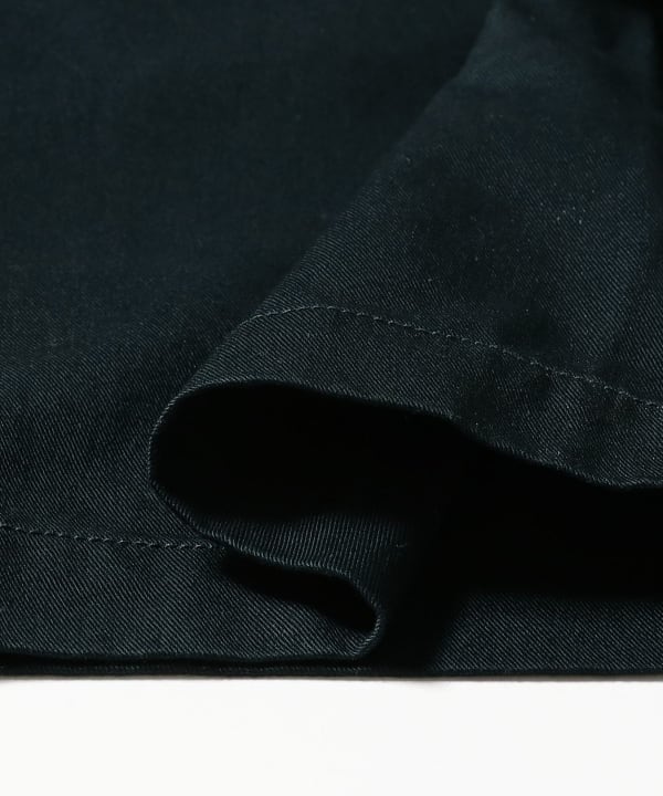 BEAMS / 雙褶寬版斜紋棉休閒短褲