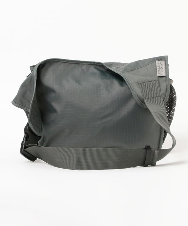 BEAMS XS BAGGAGE / 多口袋機能斜背包