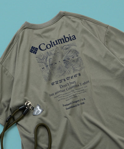COLUMBIA x FREAK’S STORE / 等高線圖樣後印花短袖T恤