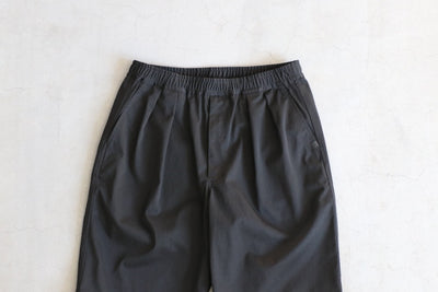 DAIWA PIER39 TECH EASY SHORTS TWILL / 雙褶尼龍休閒短褲