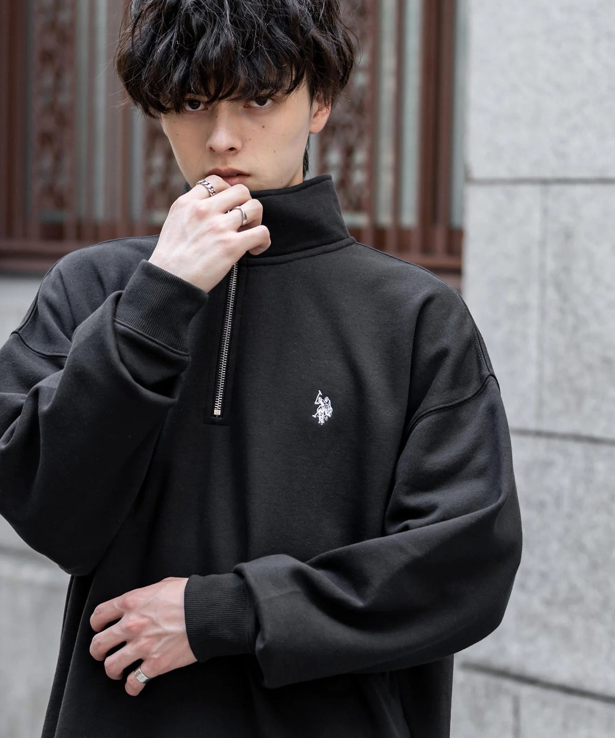 U.S. POLO ASSN. / 寬鬆 刷毛刺繡 半拉鍊開襟衫（日本聯名限定）