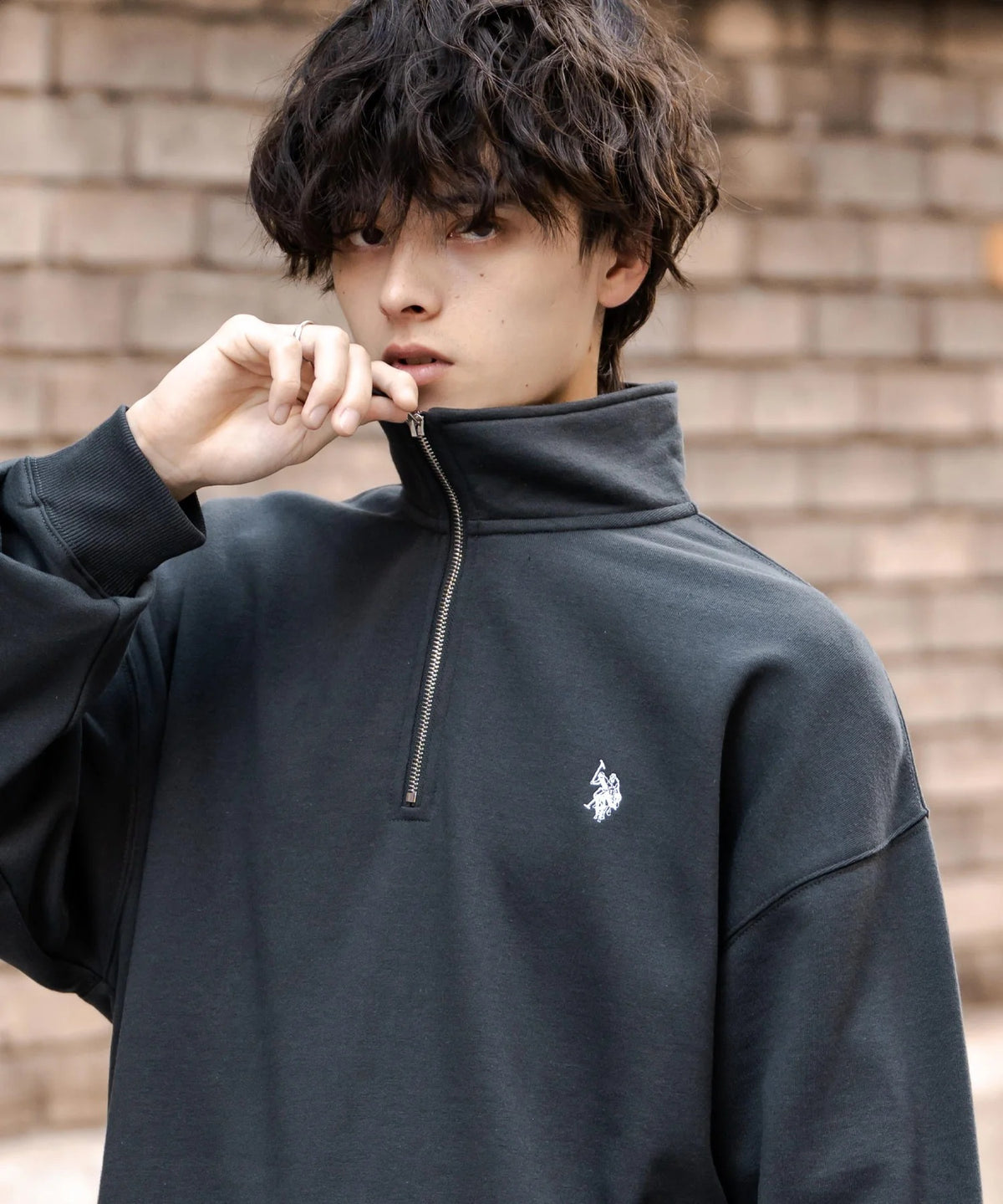 U.S. POLO ASSN. / 寬鬆 刷毛刺繡 半拉鍊開襟衫（日本聯名限定）