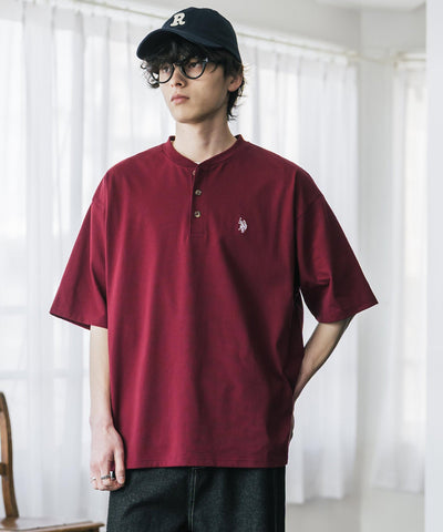U.S. POLO ASSN. / 刺繡亨利領短袖T恤
