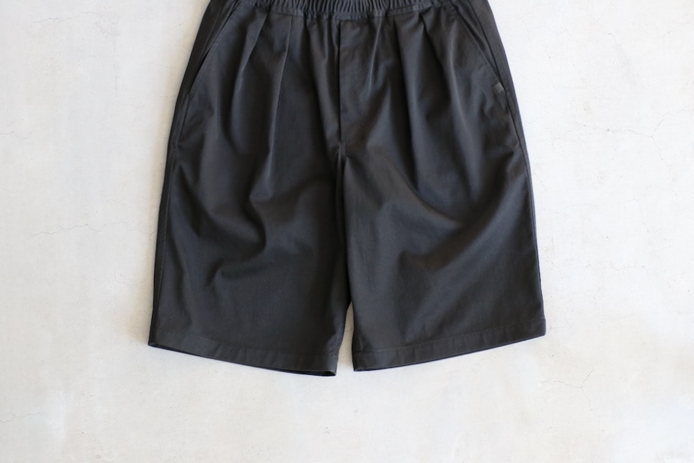 DAIWA PIER39 TECH EASY SHORTS TWILL / 雙褶尼龍休閒短褲