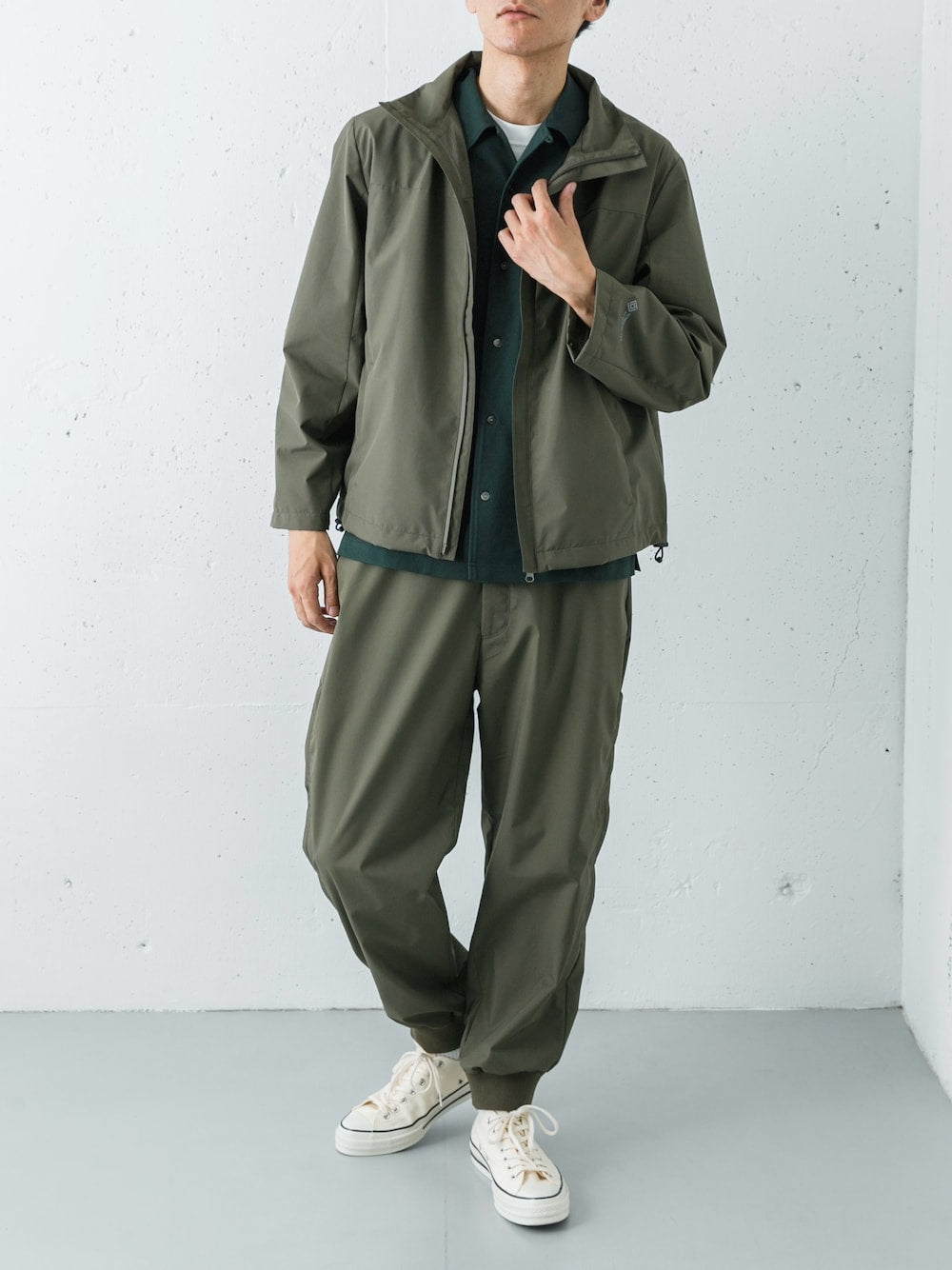 +phenix WINDSTOPPER by GORE-TEX LABS 立領防風外套