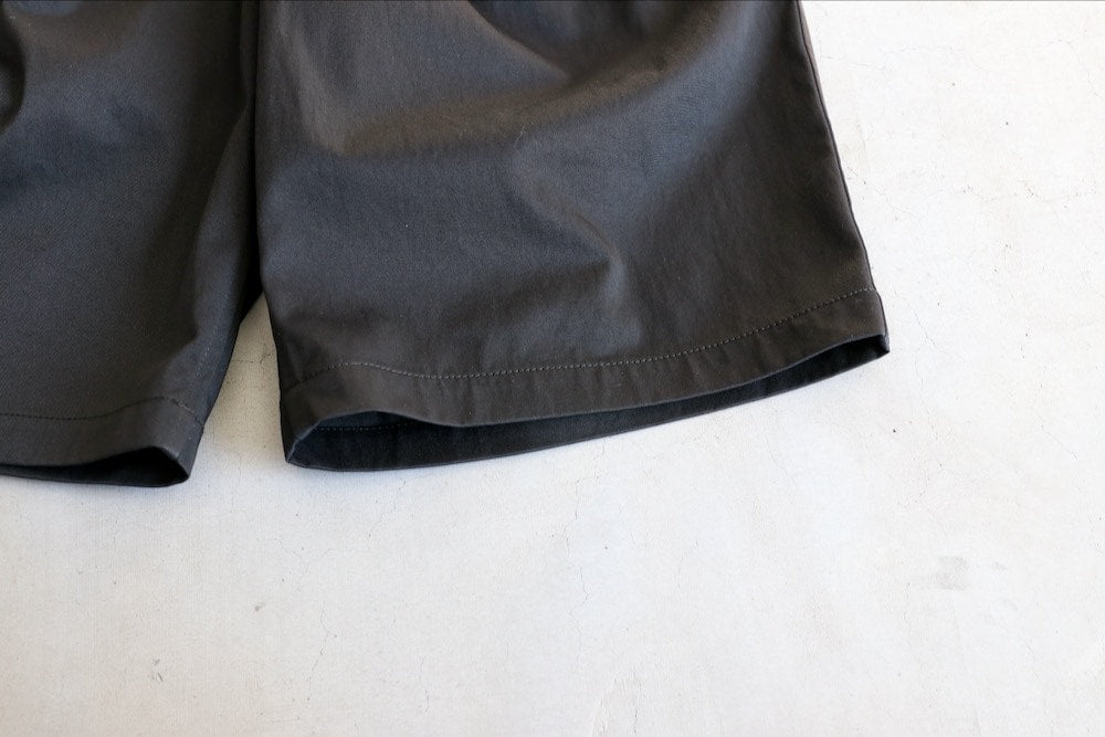 DAIWA PIER39 TECH EASY SHORTS TWILL / 雙褶尼龍休閒短褲