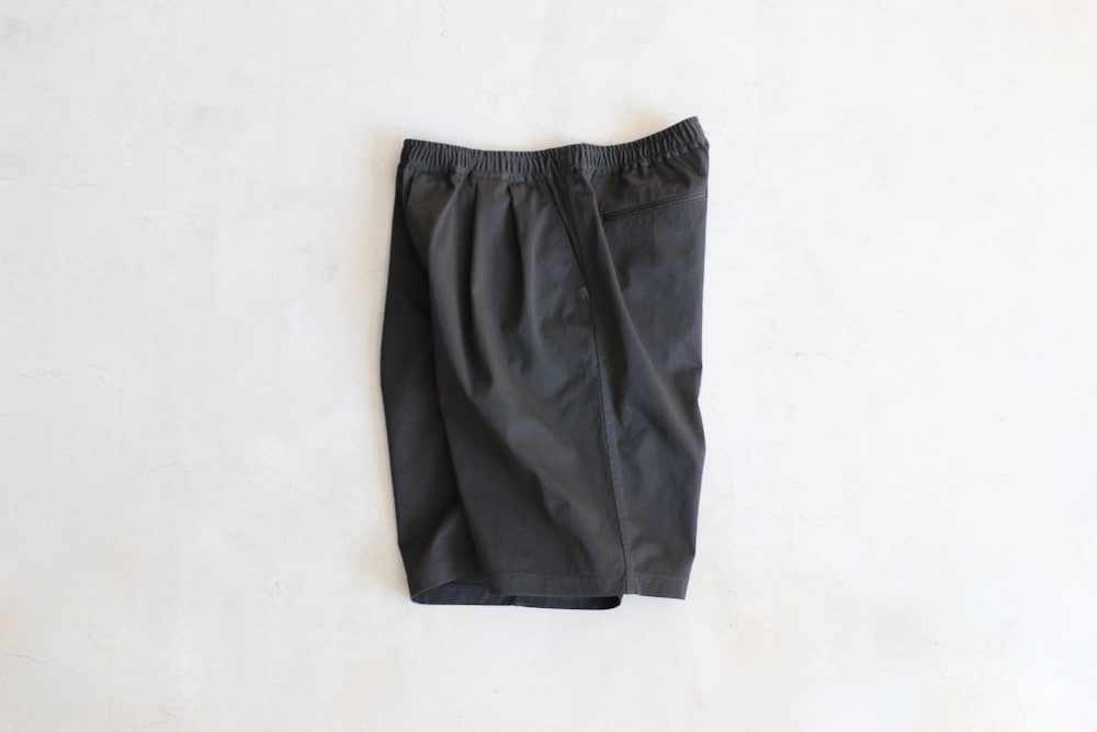 DAIWA PIER39 TECH EASY SHORTS TWILL / 雙褶尼龍休閒短褲