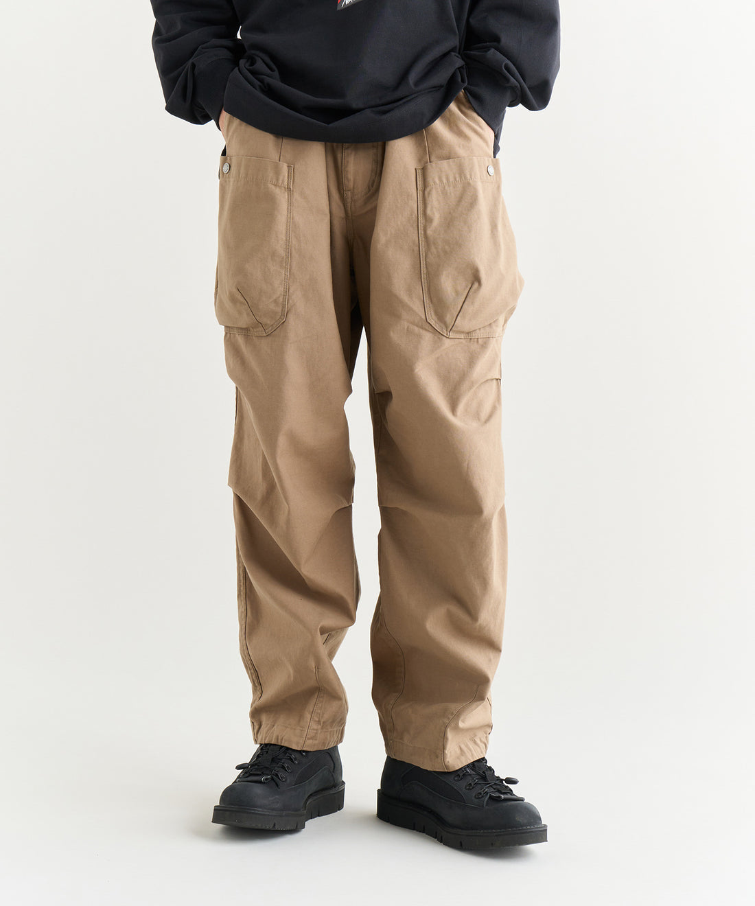 NANGA BACK SATIN EASY CARGO PT / 立體輪廓感後綿斜紋多口袋抽繩工作褲