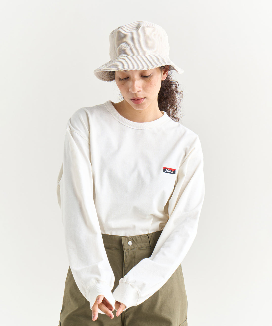 NANGA ECO HYBRID BOX LOGO EMBROIDERY L/S TEE(UNISEX) / 刺繡長袖T恤