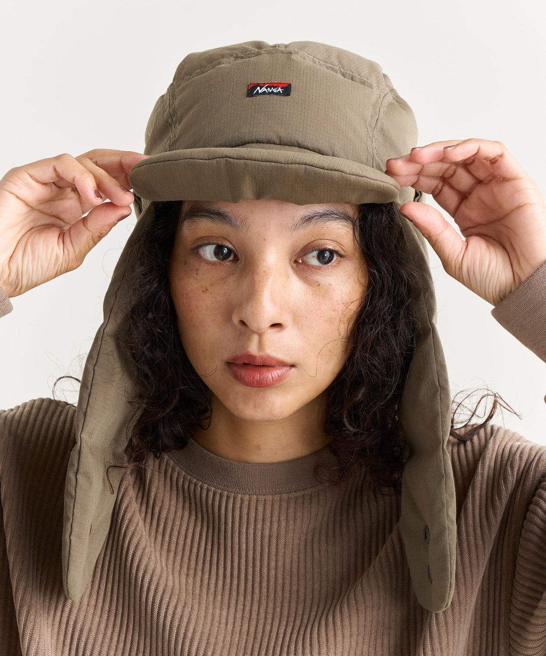 NANGA HINOC RIPSTOP DOWN EAR FLAP CAP / 防燃羽絨耳罩帽