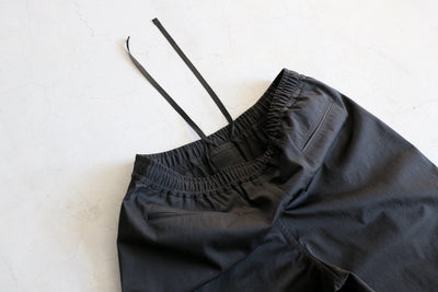 DAIWA PIER39 TECH EASY SHORTS TWILL / 雙褶尼龍休閒短褲