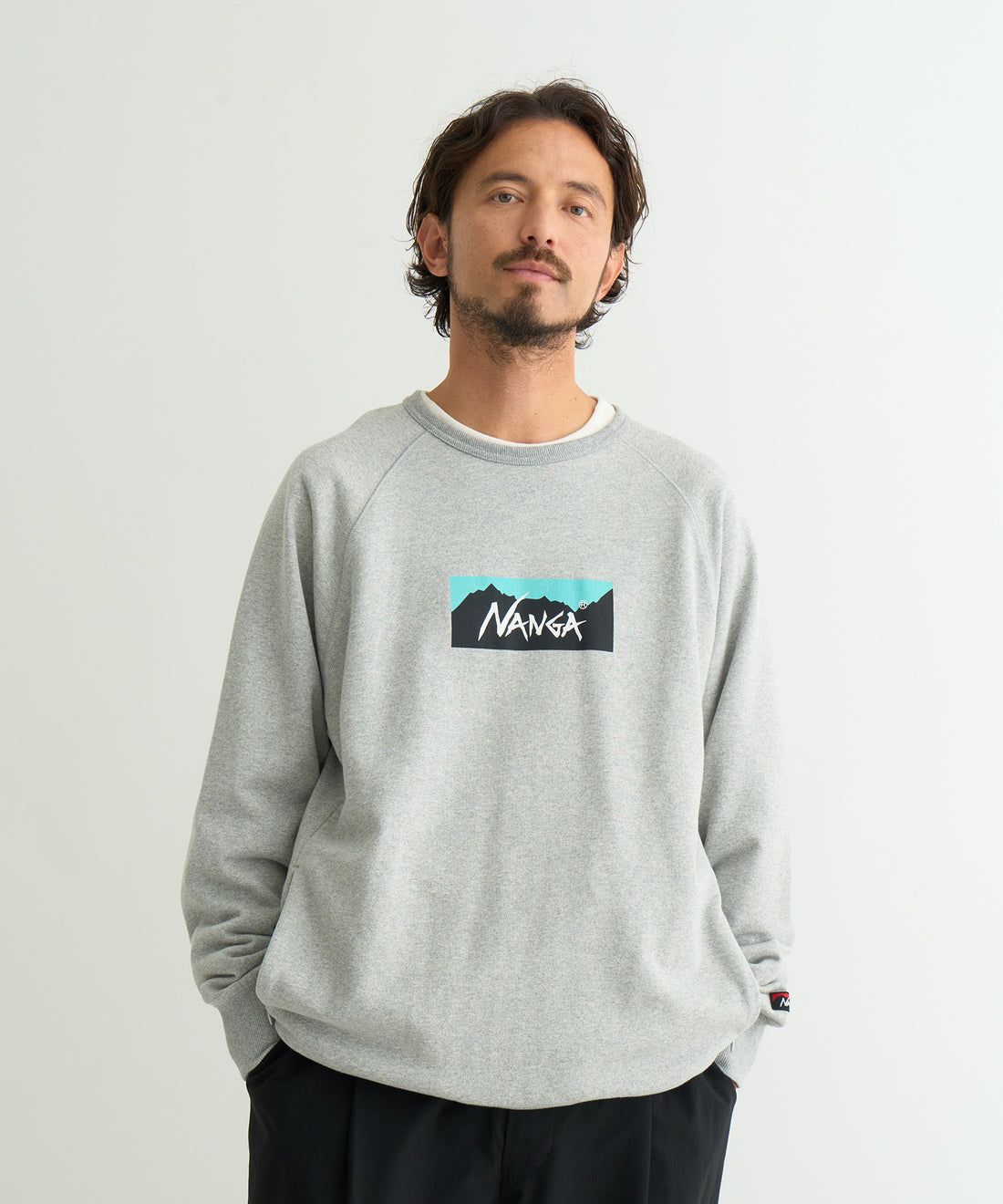 NANGA ECO HYBRID BOX LOGO SWEATSHIRT(UNISEX) / 拉克蘭袖 圓領衫