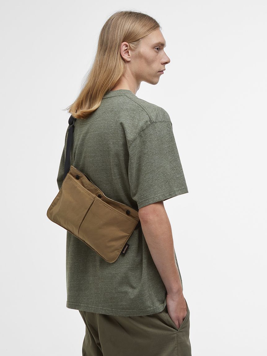Barbour TRANSPORT  / 斜背小包