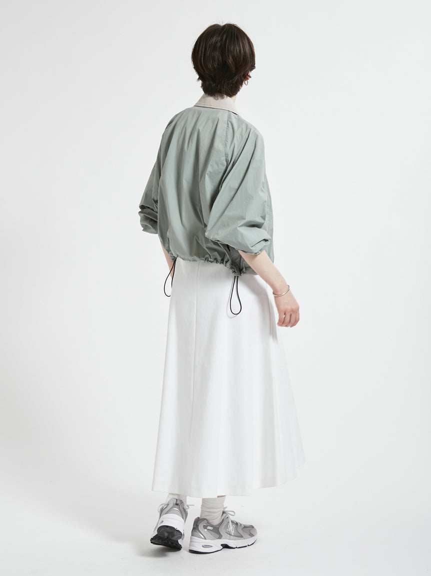 BARBOUR / 短版剪裁 輕量尼龍外套（日本限定 / 女裝）