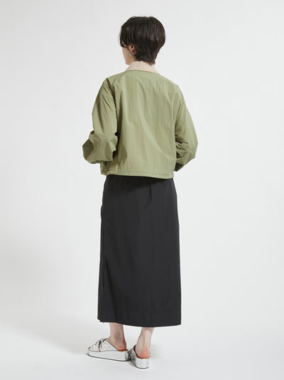 BARBOUR / 短版剪裁 輕量尼龍外套（日本限定 / 女裝）