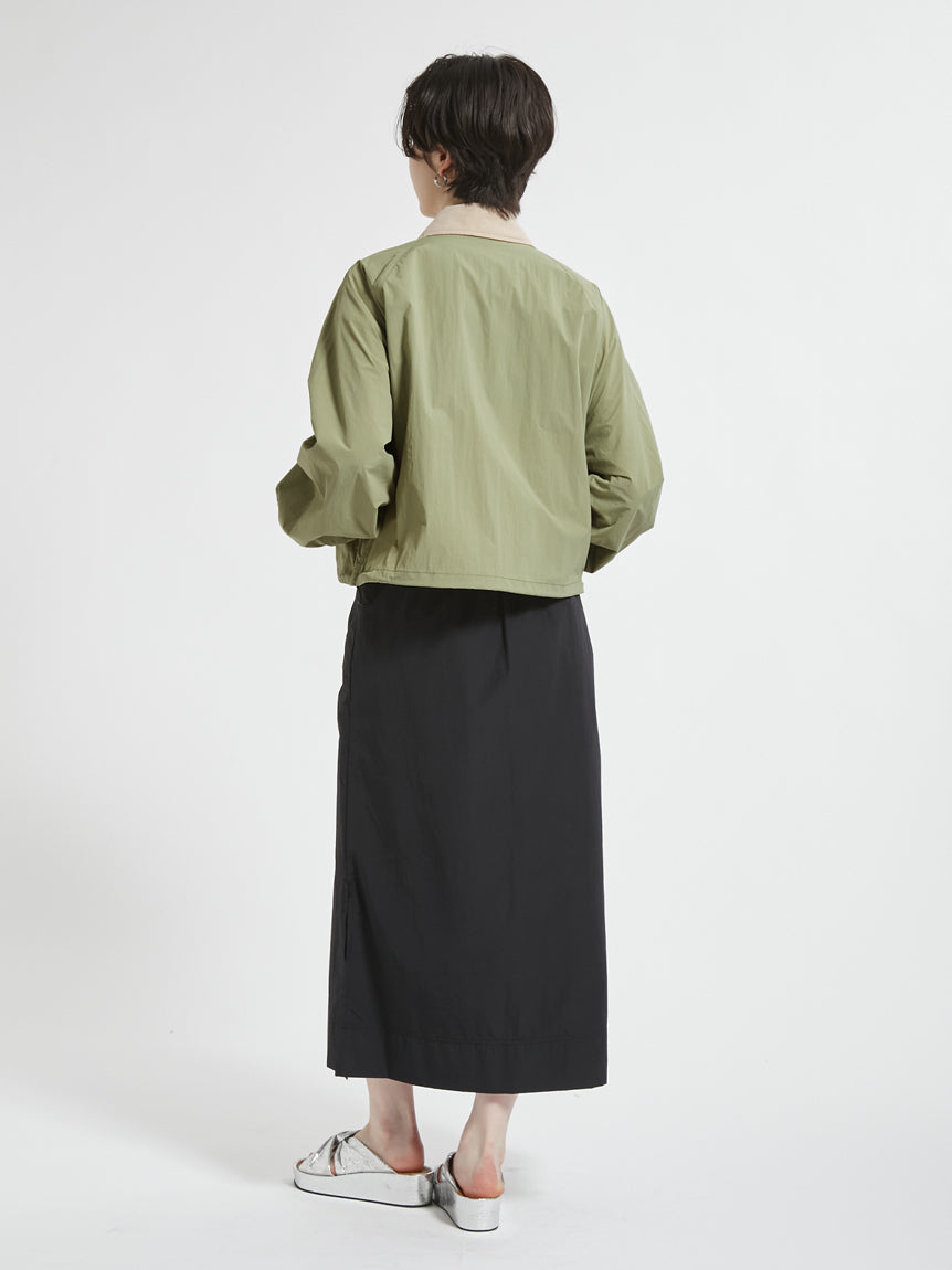 BARBOUR / 短版剪裁 輕量尼龍外套（日本限定 / 女裝）