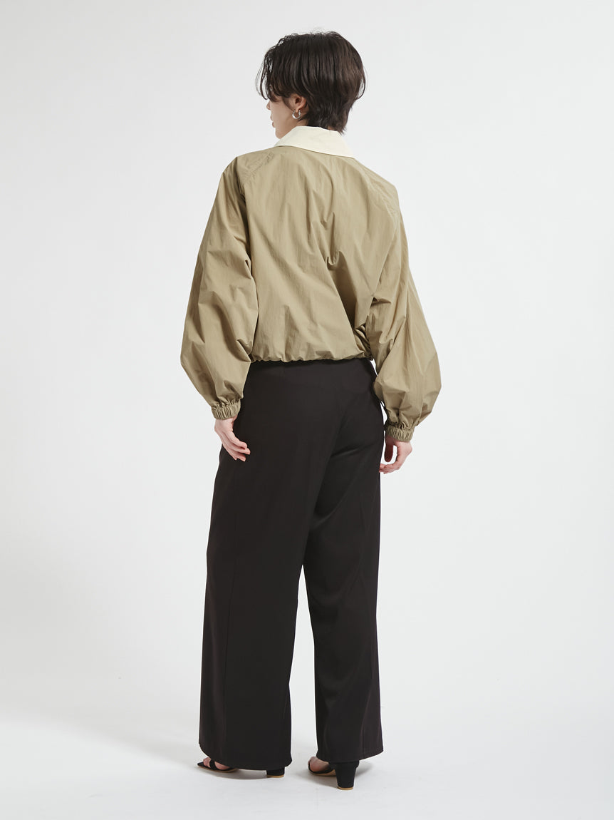 BARBOUR / 短版剪裁 輕量尼龍外套（日本限定 / 女裝）