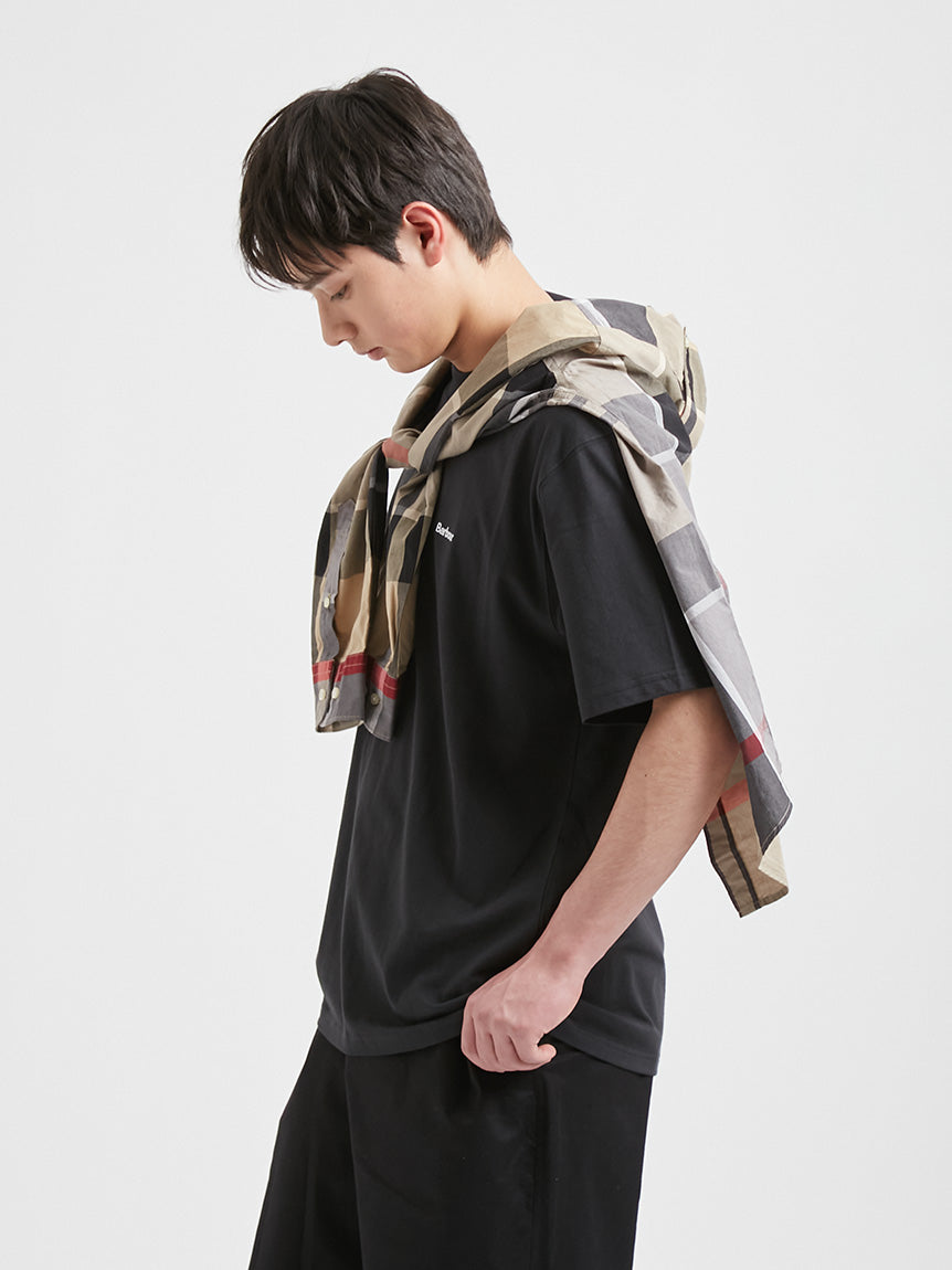 BARBOUR / 簡約刺繡標誌短袖T恤（日本限定）