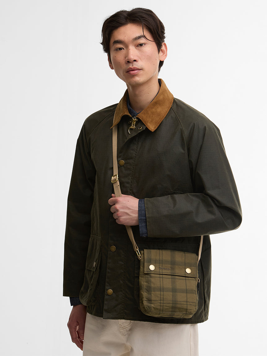 BARBOUR / 多功能極簡設計 TRANSPORT 斜背包