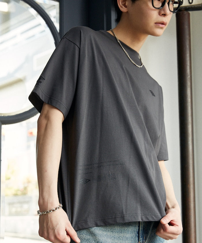 UMBRO / 圖像短袖T恤