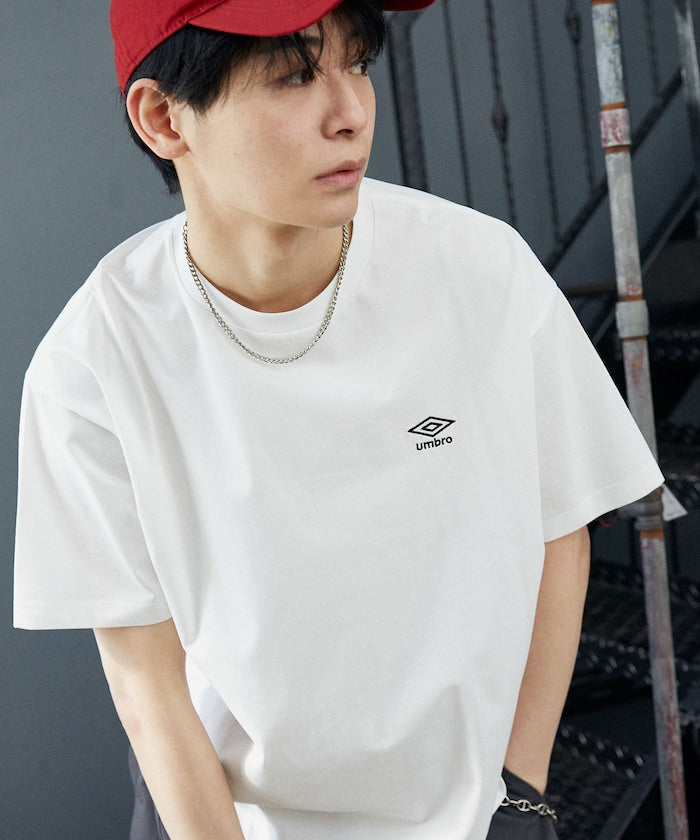 UMBRO / 吸水速乾 刺繡標誌 短袖T恤
