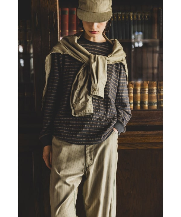 BEAMS PLUS / 立體織紋長袖口袋T恤