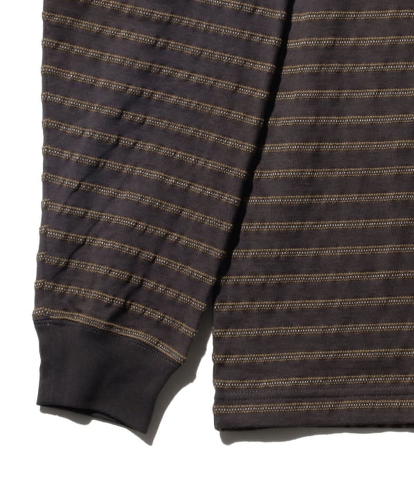 BEAMS PLUS / 立體織紋長袖口袋T恤