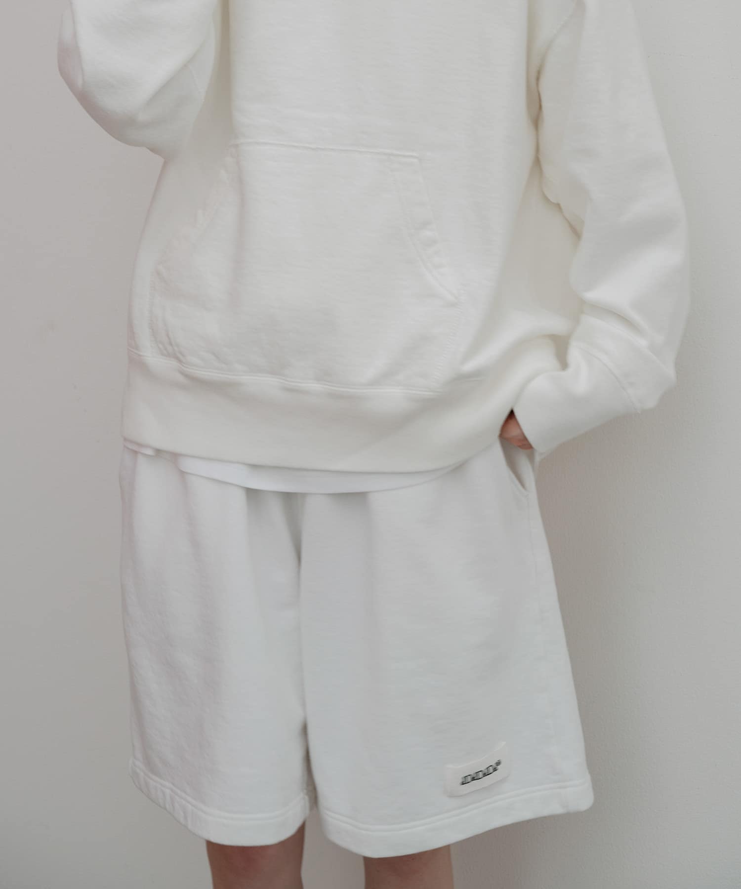 dDdDdDd　WIDE SWEAT SHORTS / 寬鬆科技短褲