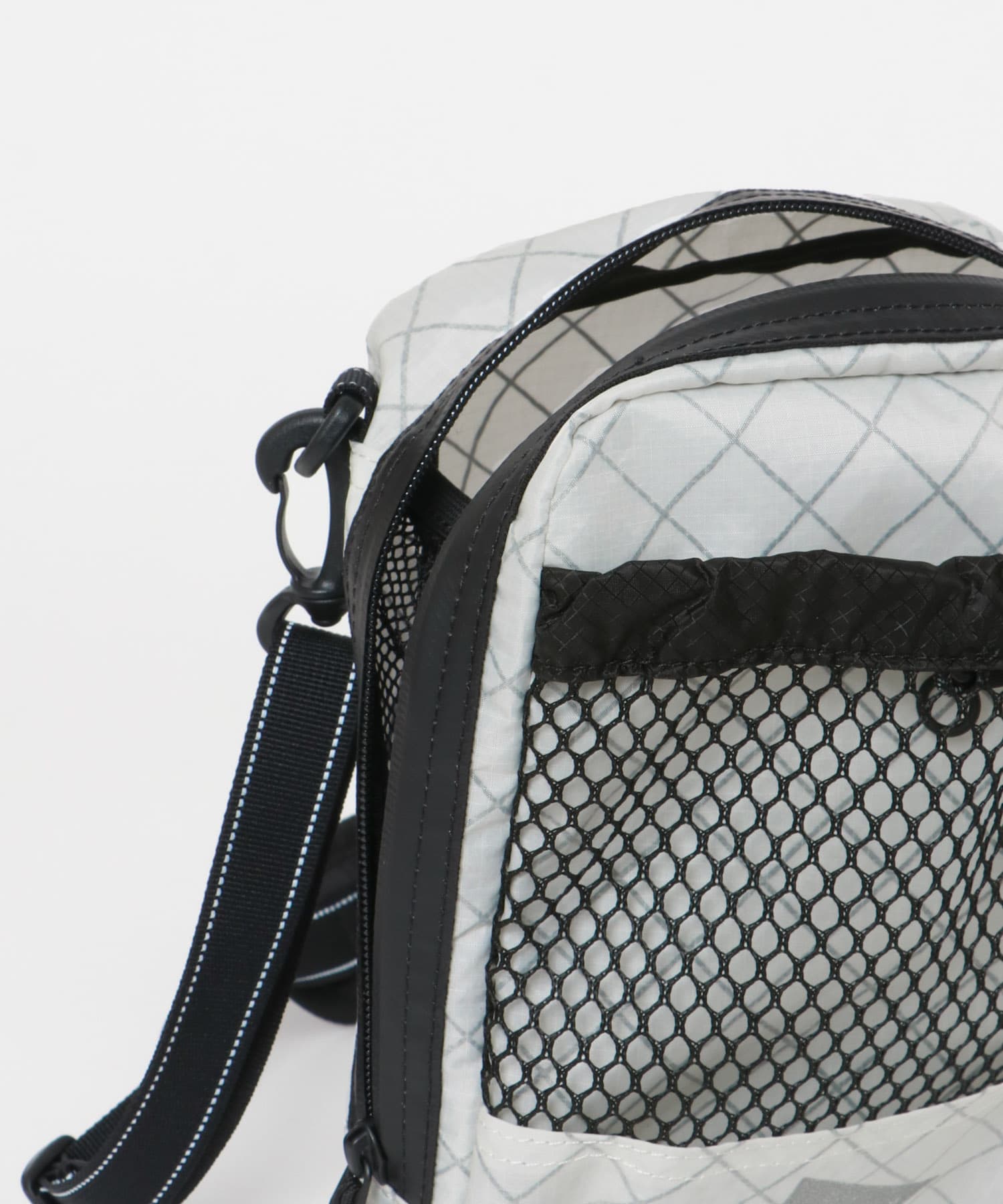 and wander　ECOPAK sholder pouch / 側背包