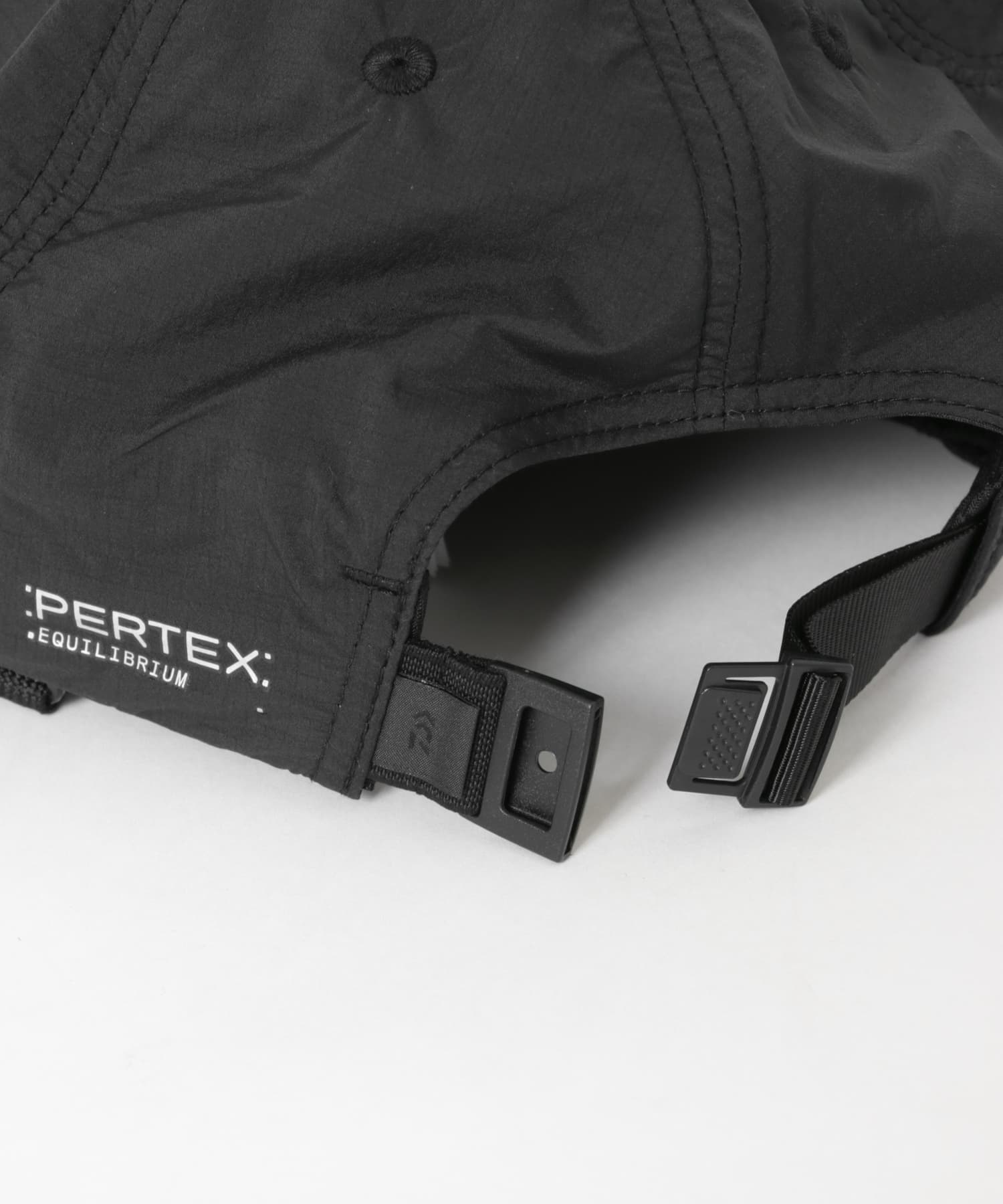 DAIWA PIER39　TECH TRAVEL 6PANEL CAP / 六片式機能帽