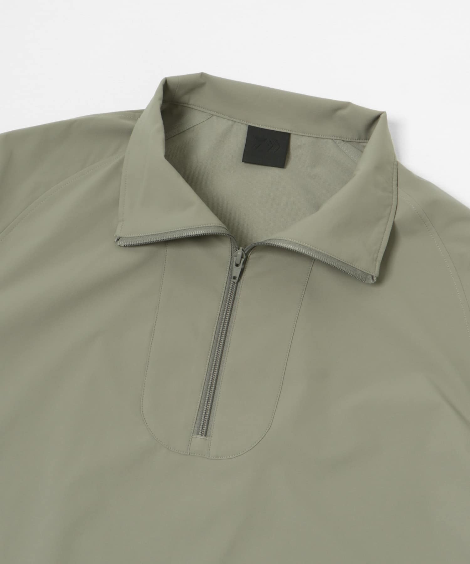 DAIWA PIER39　TECH HALFZIP STAND JACKET / 拉鏈利領衫