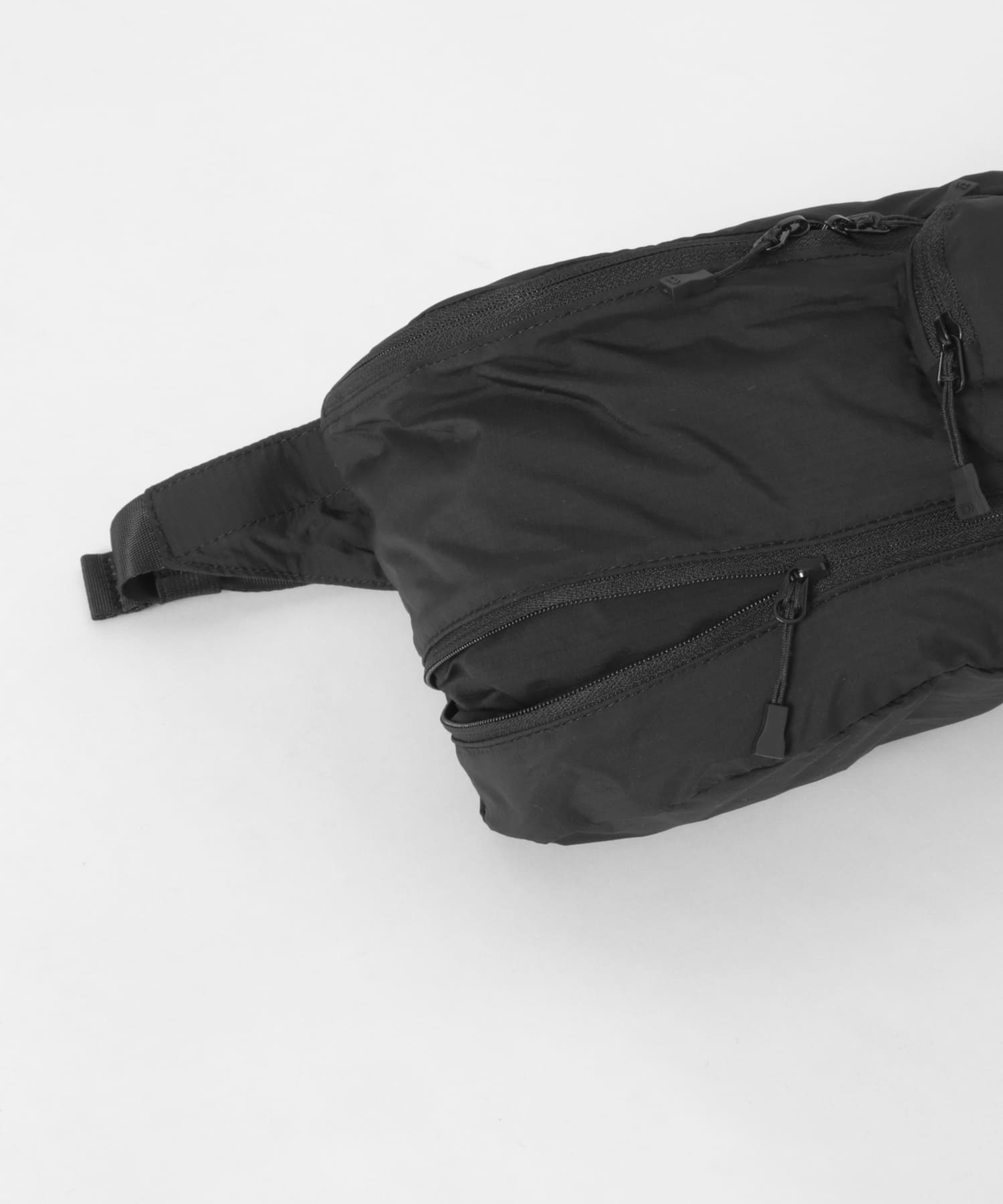 DAIWA PIER39　TRAVEL EXPAND FANNY BAG / 超輕量可擴充腰包