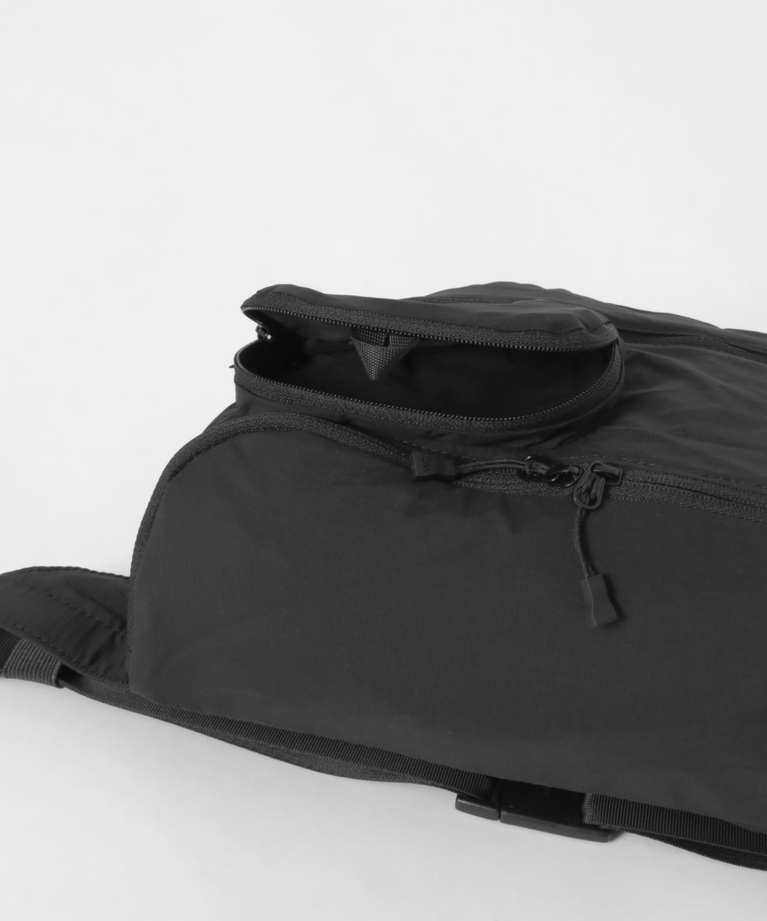 DAIWA PIER39　TRAVEL EXPAND FANNY BAG / 超輕量可擴充腰包