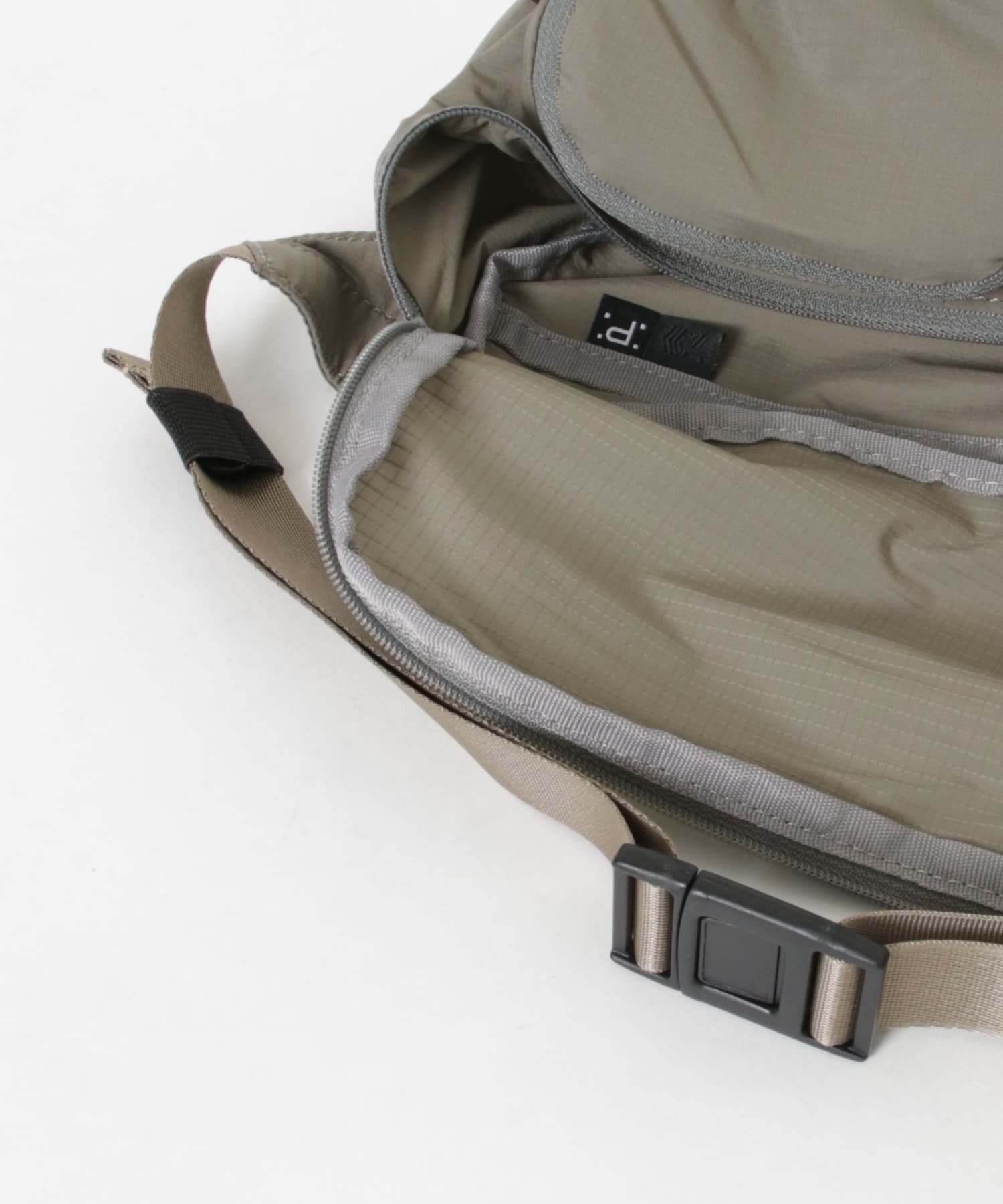 DAIWA PIER39　TRAVEL EXPAND FANNY BAG / 超輕量可擴充腰包