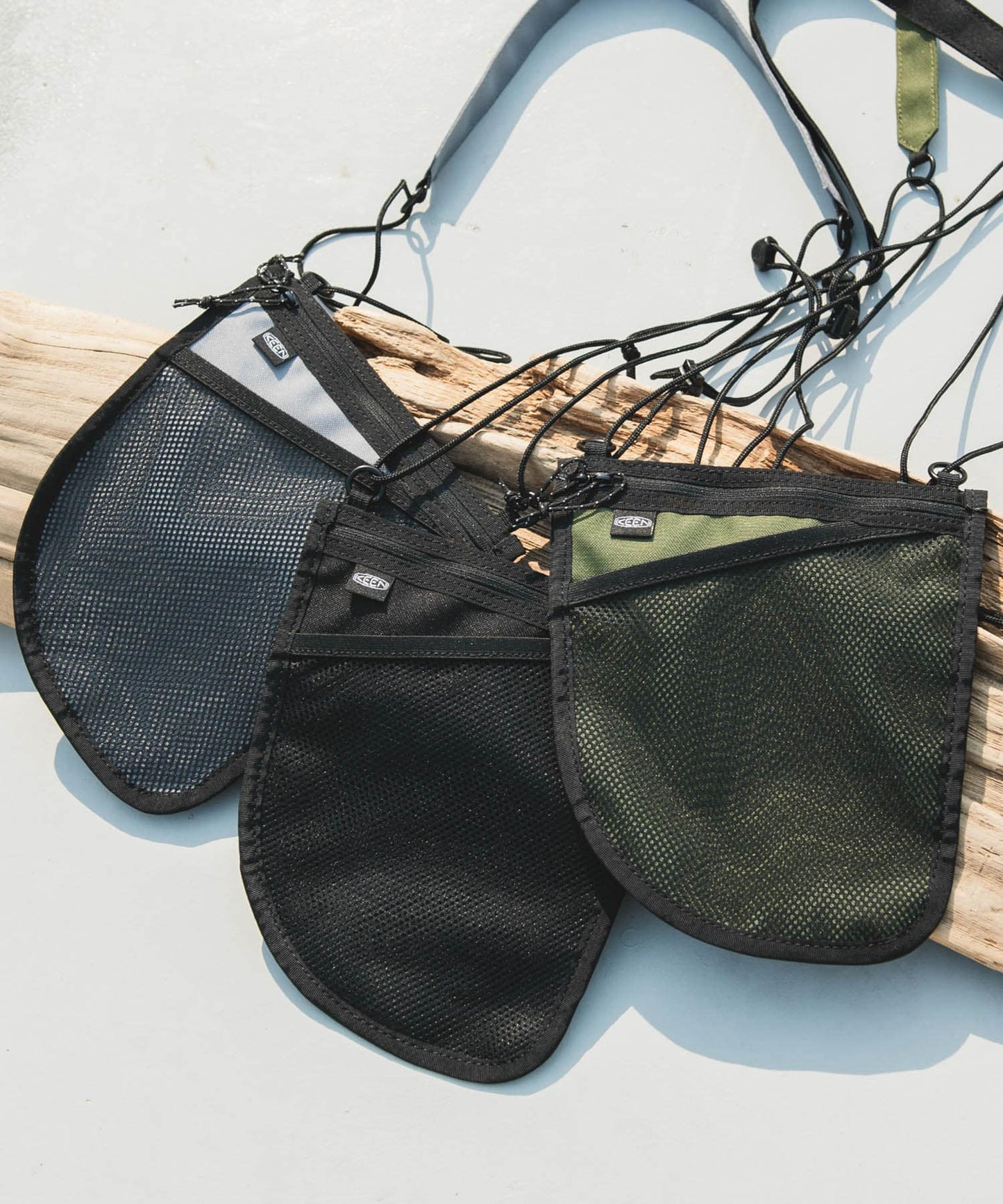 KEEN×DOORS　HARVESTPOCKET SACOCHE / 多機能輕便斜背包