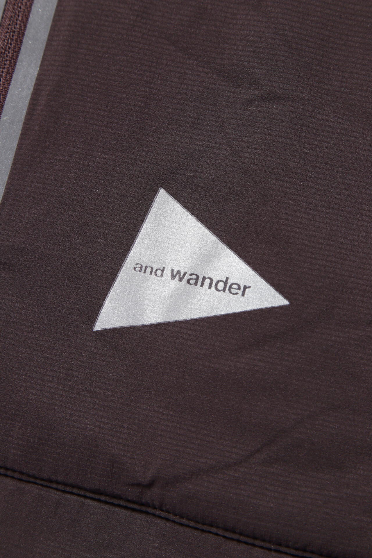 and wander alpha AIR collarless jacket / 無領輕量保溫外套
