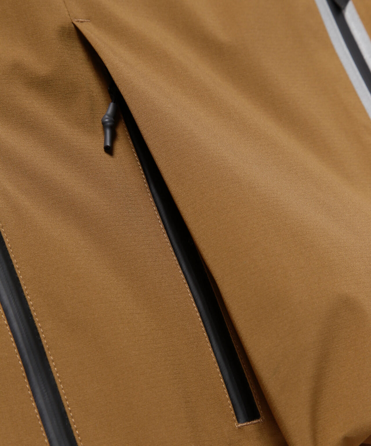 and wander PERTEX SHIELD rain jacket / 3L 立體剪裁防水外套