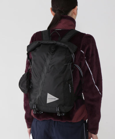 and wander ECOPAK 18L / 防水結構輕量背包