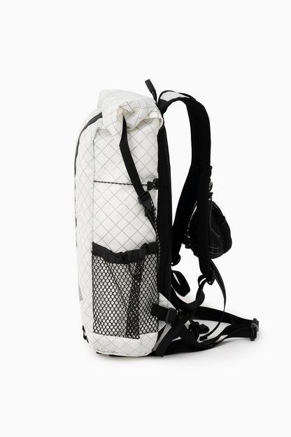 and wander ECOPAK 18L / 防水結構輕量背包