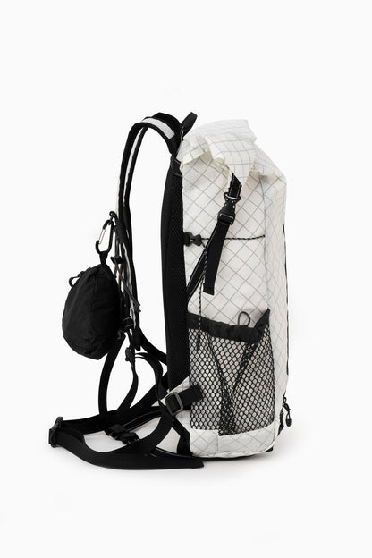 and wander ECOPAK 18L / 防水結構輕量背包