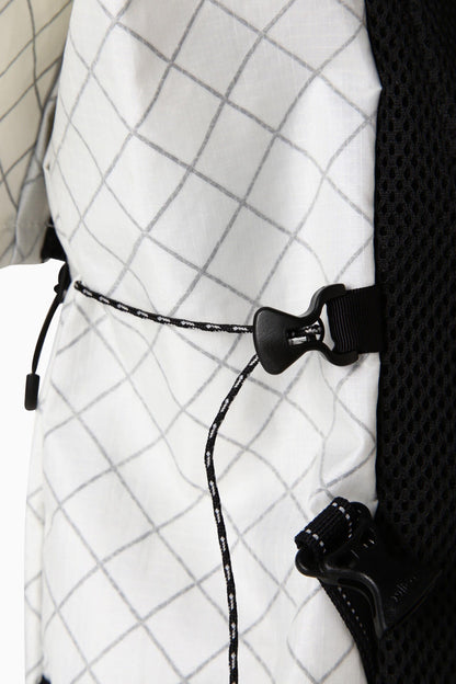 and wander ECOPAK 18L / 防水結構輕量背包