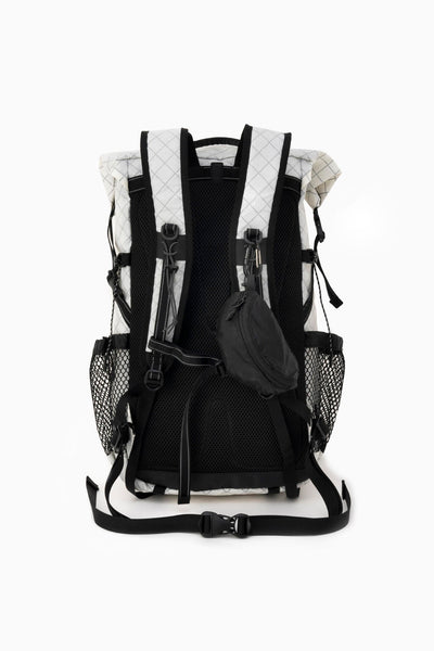 and wander ECOPAK 18L / 防水結構輕量背包