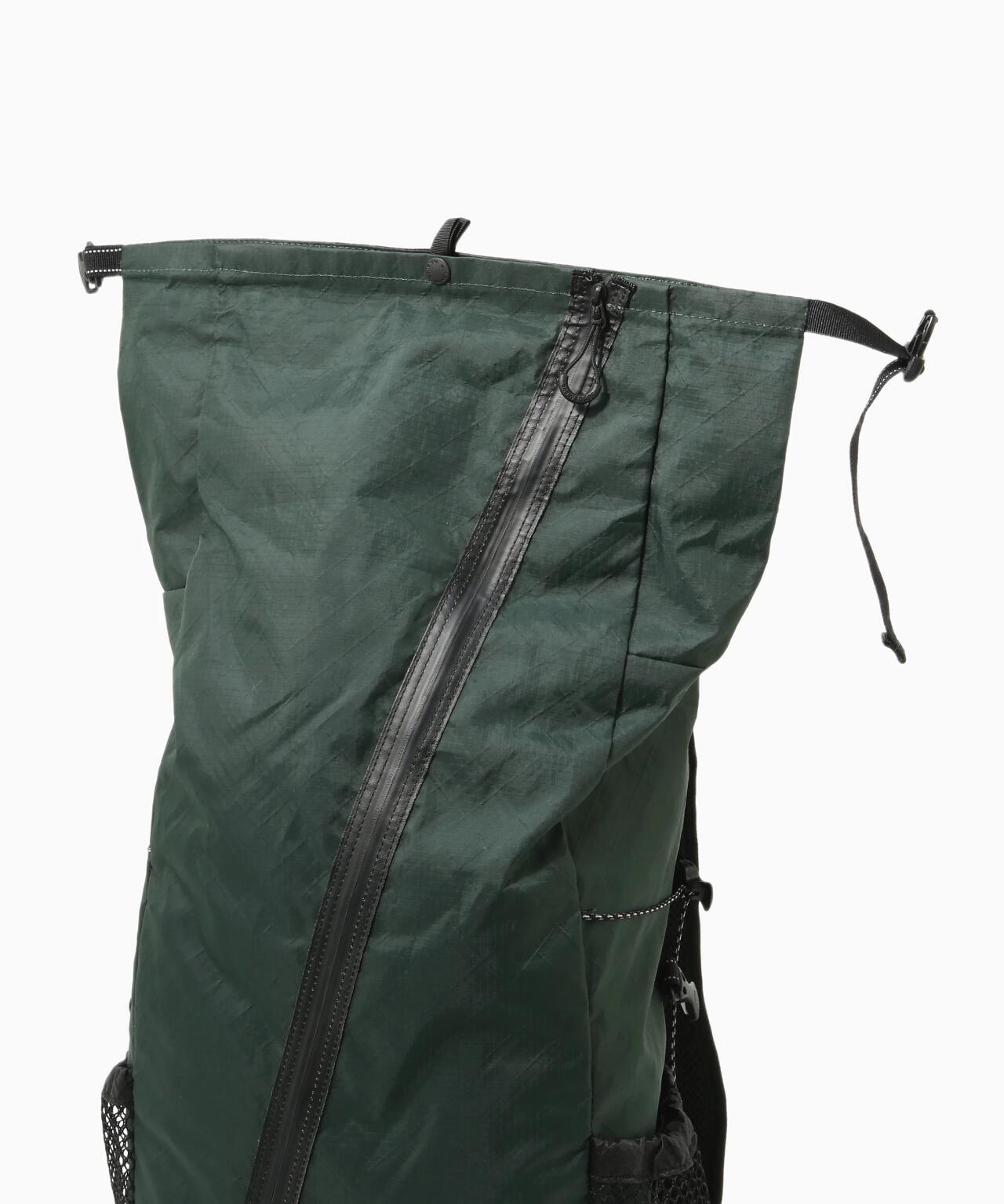 and wander ECOPAK 18L / 防水結構輕量背包