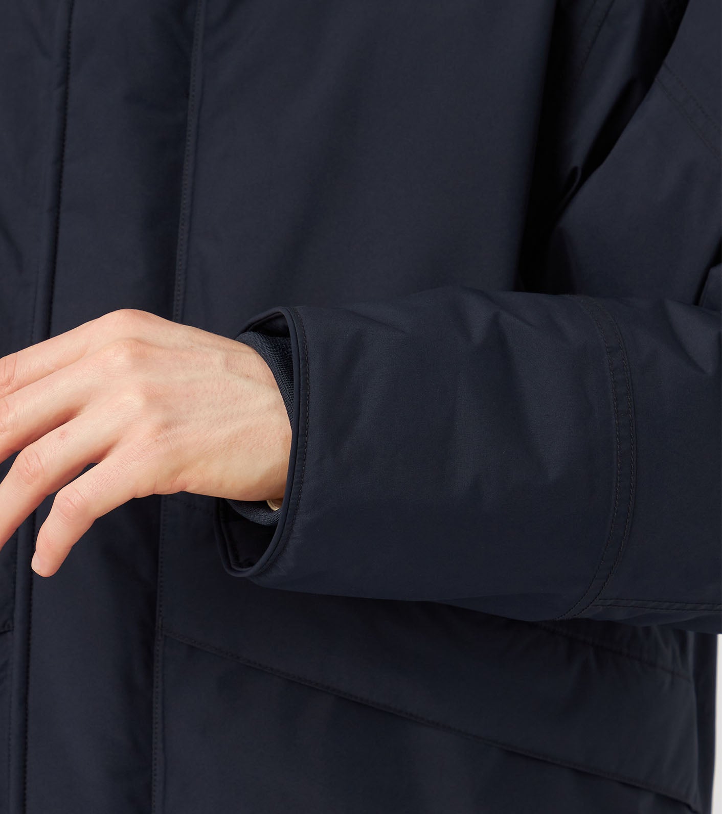 nanamica GORE-TEX Short Down Jacket / 短版立領羽絨外套