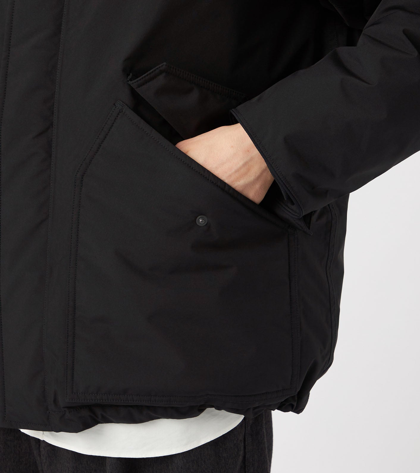nanamica GORE-TEX Down Coat / GORE-TEX 光電子® 羽絨外套– RICHARD